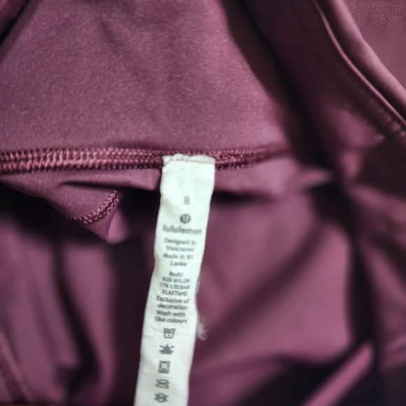 Lululemon maroon cropped legging - Picture 2 of 4